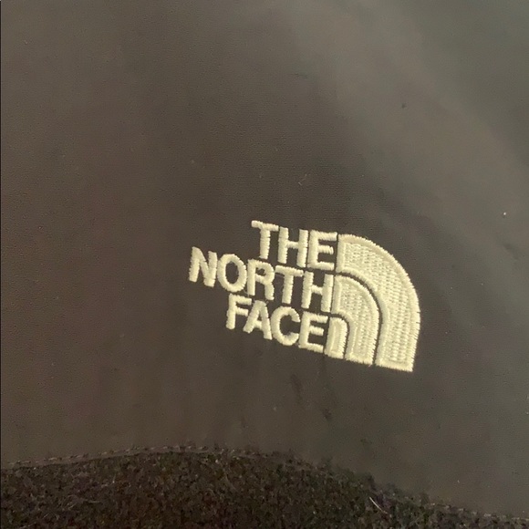 North face zip up jacket - Picture 11 of 11